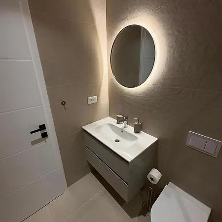 Kaštel Stari Apartments * Kaštel Stari